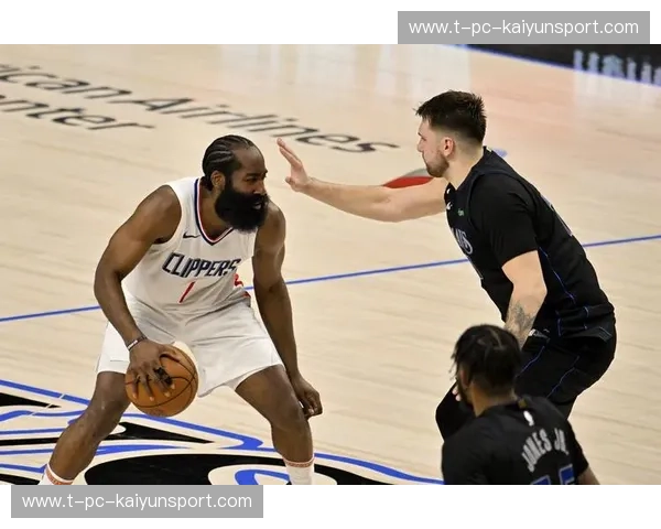 火箭vs快船数据：硝烟再起，恩怨情仇的数据战场